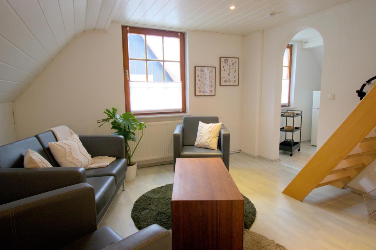 Ferienwohnung Idyllisches Wohnen In Gruener Oase Griesheim  Exterior foto